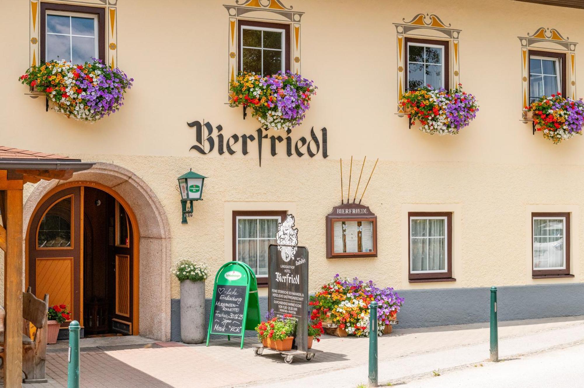 Landgasthof Bierfriedl Hotel พรุกแกร์น ภายนอก รูปภาพ