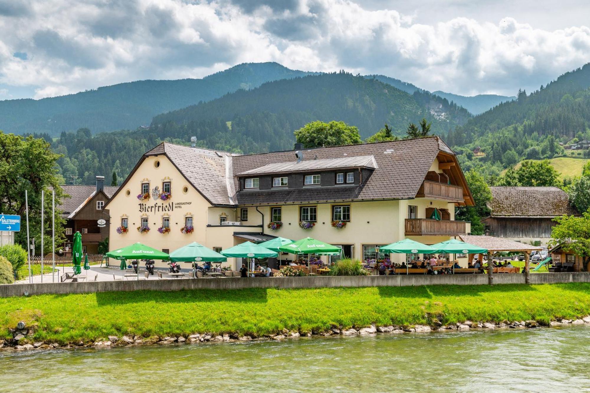 Landgasthof Bierfriedl Hotel พรุกแกร์น ภายนอก รูปภาพ