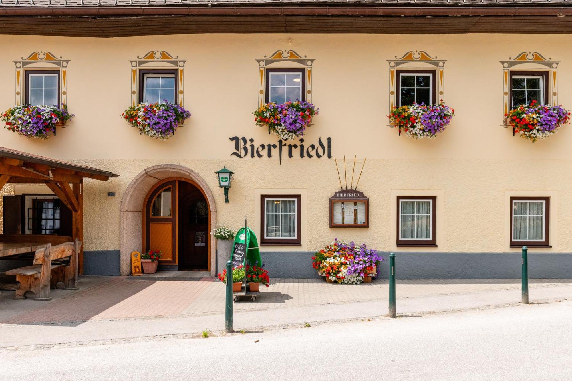 Landgasthof Bierfriedl Hotel พรุกแกร์น ภายนอก รูปภาพ